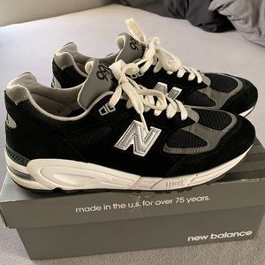 New Balance 990v2 black men's size 8.5